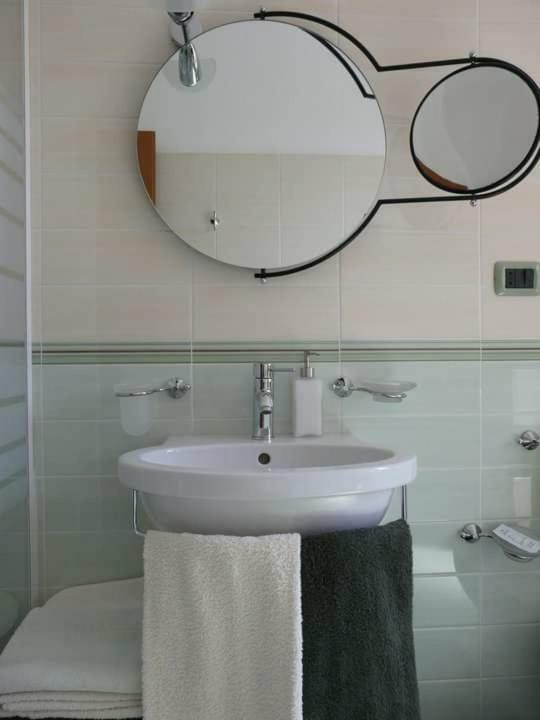 Bed and Breakfast Il Melograno Calitri Екстер'єр фото